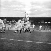 Rugby : Match Between France and England in Colombes, France (Rue des Archives) - Muzeo.com