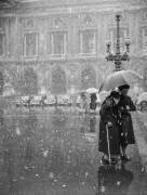 Winter : the snow in Paris, February 9, 1950 (Rue des Archives) - Muzeo.com