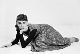 Audrey Hepburn (anonyme) - Muzeo.com