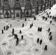 Galerie Vittorio Emanuele II à Milan (Mario de Biasi) - Muzeo.com