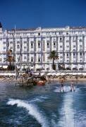Hotel Sports (Slim Aarons) - Muzeo.com