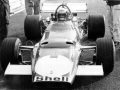 Le pilote américain Mario Andretti (Rue des Archives) - Muzeo.com
