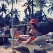 Leisure And Fashion (Slim Aarons) - Muzeo.com