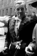 Marcel Pagnol (1895-1974) écrivain français arrivant à l'Académie Française, le 21 mars 1957 (Rue des Archives) - Muzeo.com