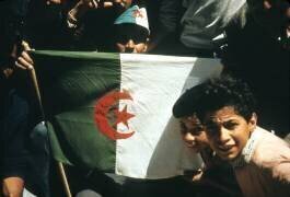 Proclamation de l'indépendance de l'Algérie 3 juillet (Rue des Archives) - Muzeo.com