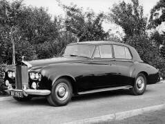 Rolls Royce Silver Cloud III (Rue des Archives) - Muzeo.com