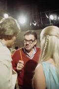 Russ Meyer sur le tournage de 