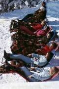 Winter Suntans (Slim Aarons) - Muzeo.com