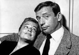 Yves Montand et Simone Signoret à leur domicile (Rue des Archives) - Muzeo.com