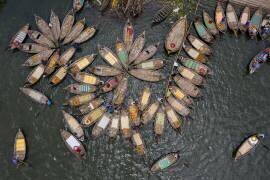Boats and life (Azim Khan Ronnie) - Muzeo.com