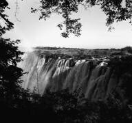 Chutes Victoria (Paul Almasy) - Muzeo.com