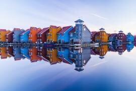 Colored homes (Ton Drijfhamer) - Muzeo.com