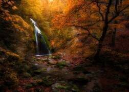 Djur-Djur waterfall (Kirill Volkov) - Muzeo.com
