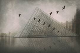 En forme de pyramide (Roswitha Schleicher-Schwarz) - Muzeo.com