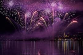 Fireworks Lake Pusiano (Roberto Marini) - Muzeo.com