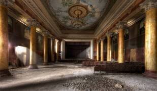 Former Glory (Dr. Roland Shainidze) - Muzeo.com