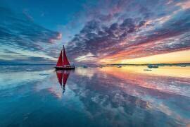 Greenland fire sky (Marc Pelissier) - Muzeo.com