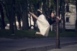 I dance, I am (Martin Krystynek MQEP) - Muzeo.com