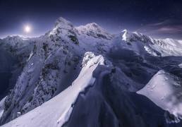 Koscielec in the Night (Karol Nienartowicz) - Muzeo.com
