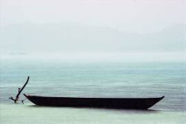 La Pirogue – Madagascar (Chrystèle Lacène) - Muzeo.com