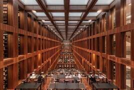 Library in Berlin (Massimo Cuomo) - Muzeo.com