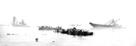 Mékong en brume – Les deux pirogues - Vietnam (Chrystèle Lacène) - Muzeo.com