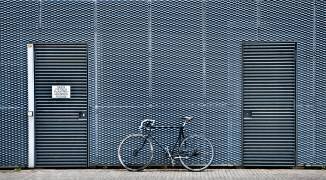 No bikes please (Linda Wride) - Muzeo.com