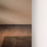 Pink carpet and white screen (Gilbert Claes ) - Muzeo.com