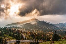 Same line of sight as the mountain (Yuusuke Hisamitsu) - Muzeo.com