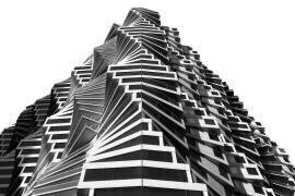 So many twists and turns (Robin Wechsler) - Muzeo.com
