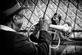 Trumpet a-go-go (Tom Baetsen) - Muzeo.com