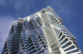 Turning towards the sky (Robin Wechsler) - Muzeo.com
