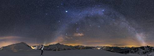 Under the Starbow (Dr. Nicholas Roemmelt) - Muzeo.com