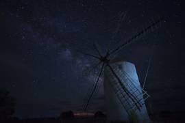 Windmill a Milky way (Jose Mor) - Muzeo.com