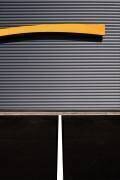 Yellow line (Rolf Endermann) - Muzeo.com
