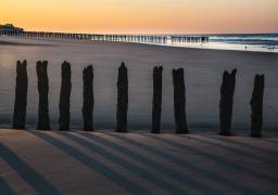 Calais Beach 2 (Colin Dixon) - Muzeo.com