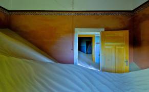 Door 1 (Louis Blair) - Muzeo.com
