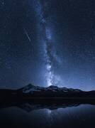 Galaxies Reflection (Toby Harriman) - Muzeo.com