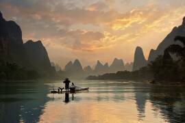 Golden Li River (Yan Zhang) - Muzeo.com