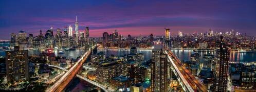 Manhattan skyline during beautiful sunset (Thomas D Mørkeberg) - Muzeo.com