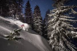 Night Powder turns with Adrien Coirier (Tristan Shu) - Muzeo.com