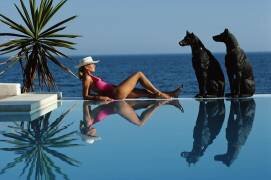 Pantz Pool (Slim Aarons) - Muzeo.com