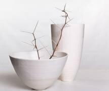 Porcelain and thorns (Pamela Brighton) - Muzeo.com