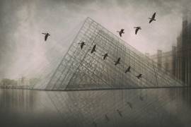 Pyramid-shaped (Roswitha Schleicher-Schwarz) - Muzeo.com