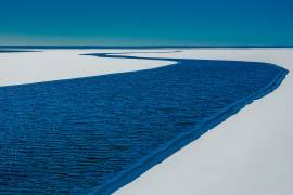 River on the Lake (Mark Goodman) - Muzeo.com