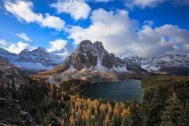 Sunburst Peak Sunrise (Hong Zeng) - Muzeo.com