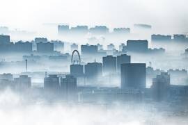 The city of fog (Stanley Lee) - Muzeo.com