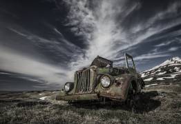 The Old Russian Jeep (Bragi Ingibergsson) - Muzeo.com