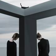 The Wall Between Us (Hardibudi) - Muzeo.com