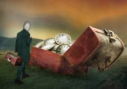 Time is precious (XibiaoHuang) - Muzeo.com